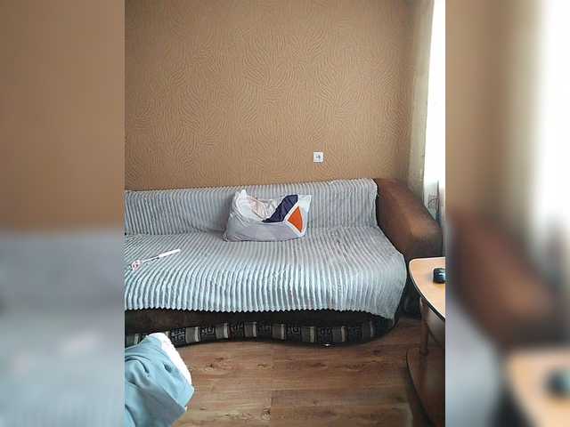 prettyKris's BongaCams show and profile