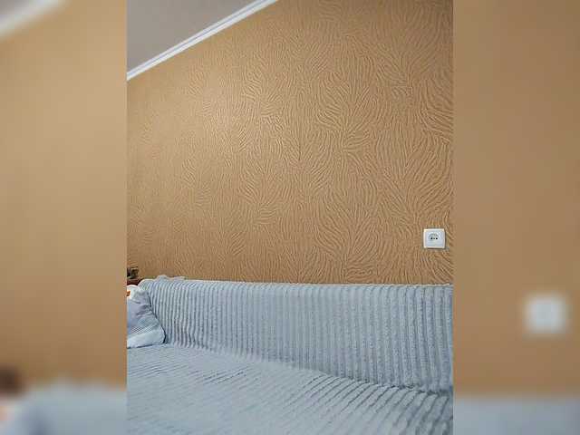 prettyKris's BongaCams show and profile