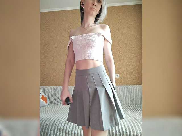 prettyKris's BongaCams show and profile