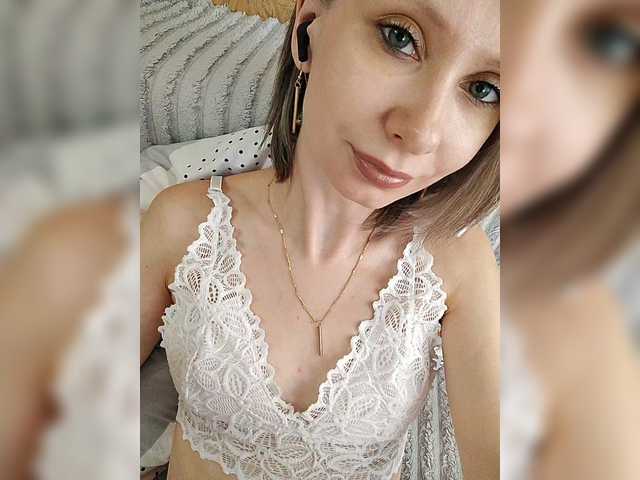 prettyKris from BongaCams