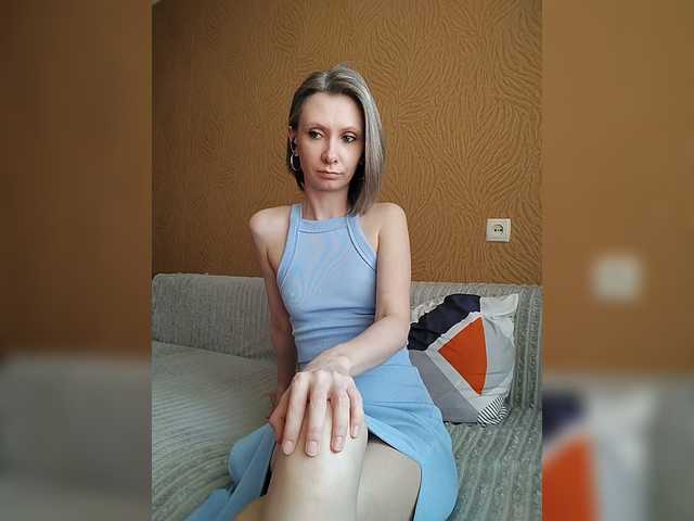 prettyKris's BongaCams show and profile