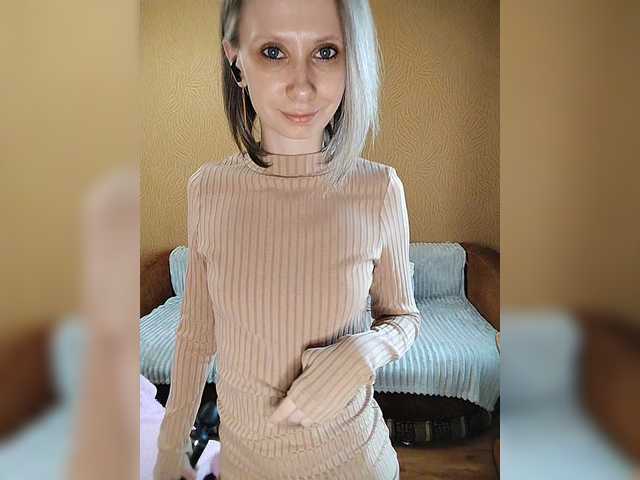 prettyKris's BongaCams show and profile