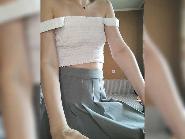 prettyKris's BongaCams show and profile