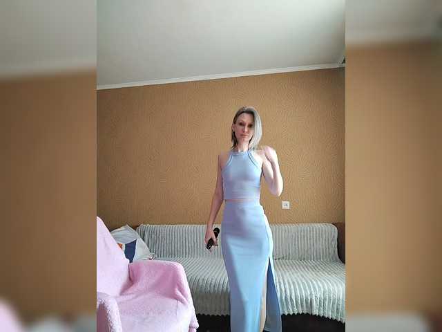 prettyKris live cam profile