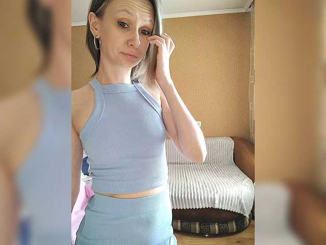 prettyKris's BongaCams show and profile