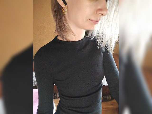 prettyKris's BongaCams show and profile