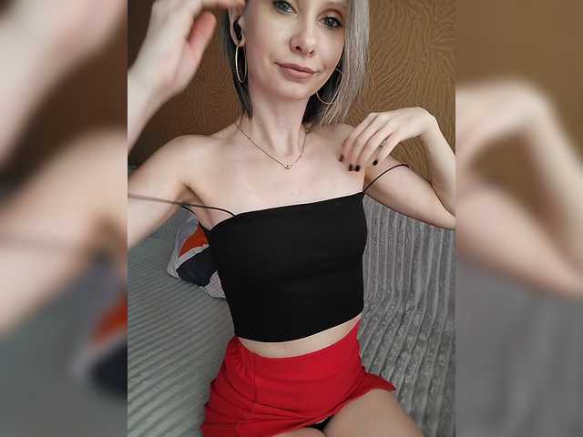 prettyKris's BongaCams show and profile