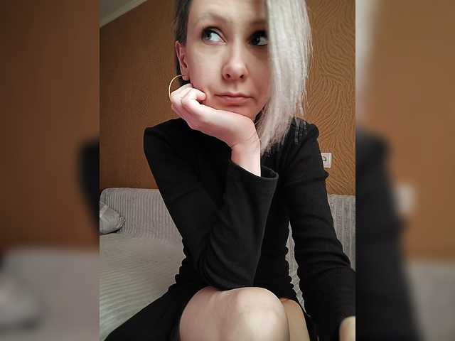 prettyKris's BongaCams show and profile