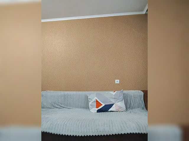 prettyKris's BongaCams show and profile