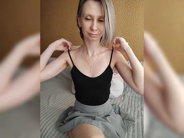 prettyKris's BongaCams show and profile