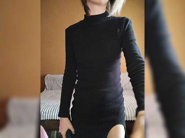 prettyKris's BongaCams show and profile