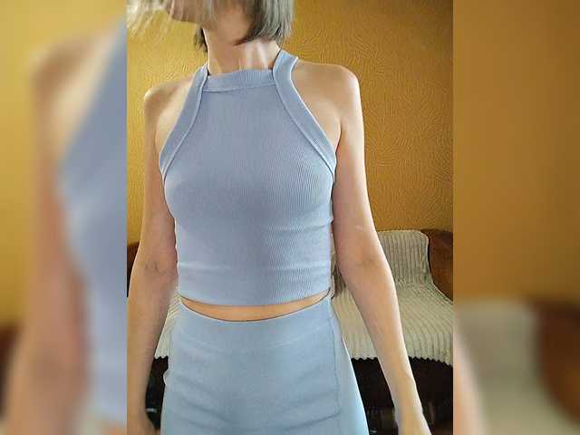 prettyKris's BongaCams show and profile