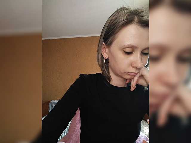 prettyKris's BongaCams show and profile