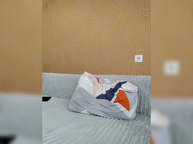 prettyKris's BongaCams show and profile