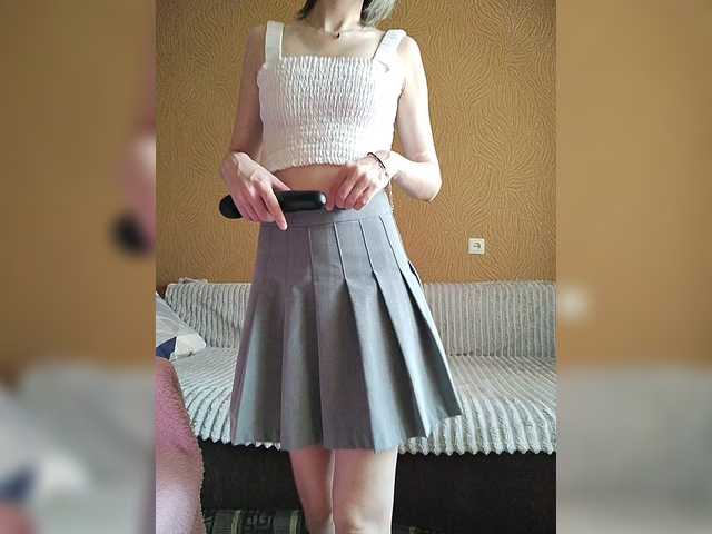 prettyKris's BongaCams show and profile