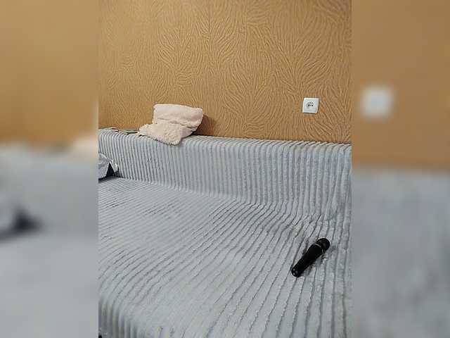 prettyKris's BongaCams show and profile