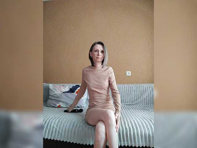 prettyKris's BongaCams show and profile