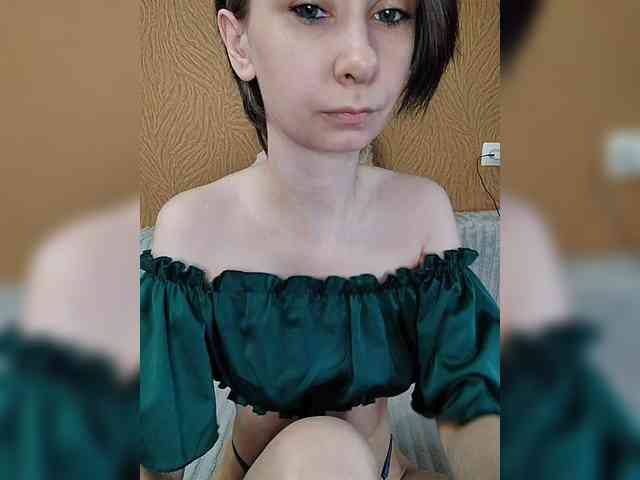 -Christina- webcam