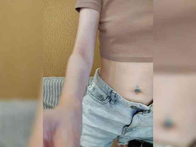 -Christina- webcam