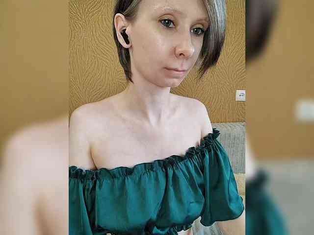 -Christina- webcam