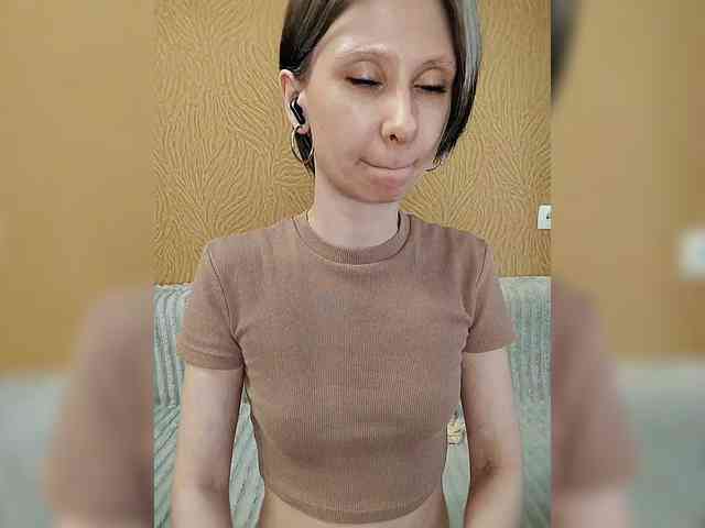 -Christina- webcam
