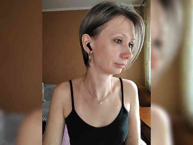 -Christina- webcam