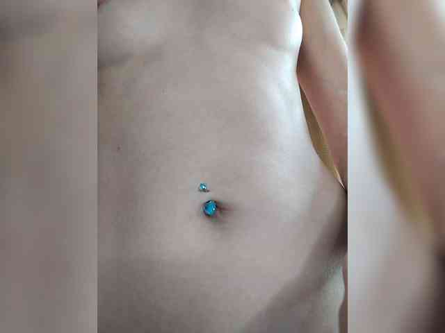 -Christina- webcam