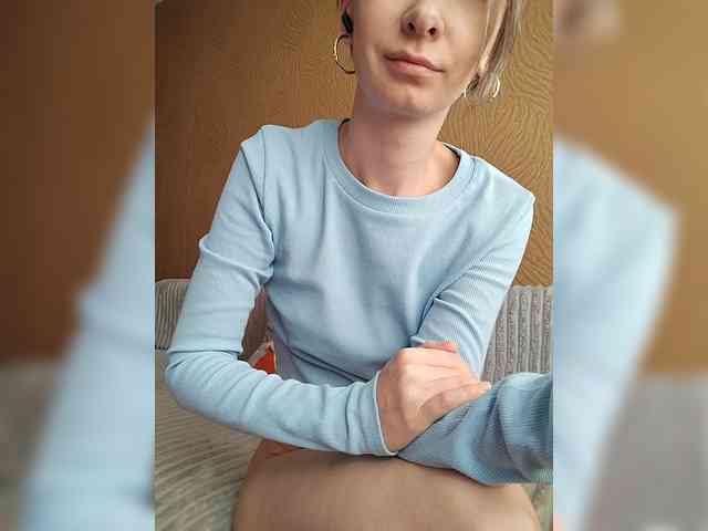 -Christina- webcam