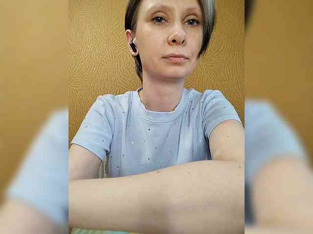 -Christina- webcam