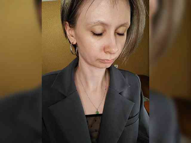 -Christina- webcam
