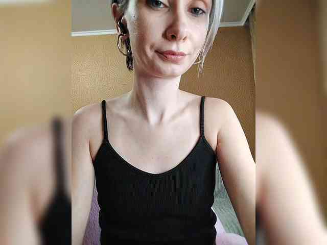 -Christina- webcam