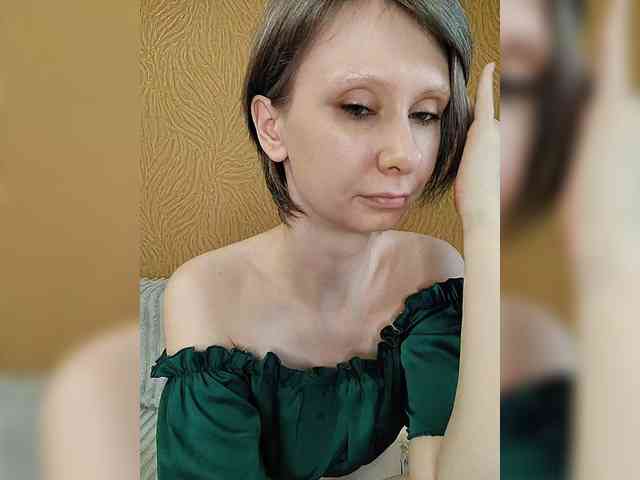-Christina- webcam