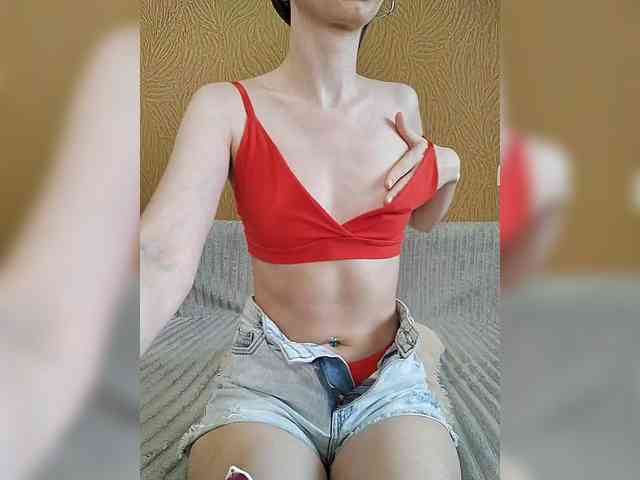 -Christina- webcam