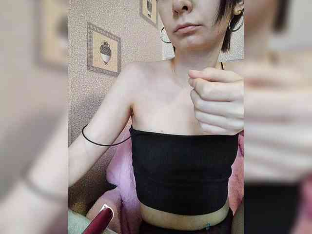 -Christina- webcam