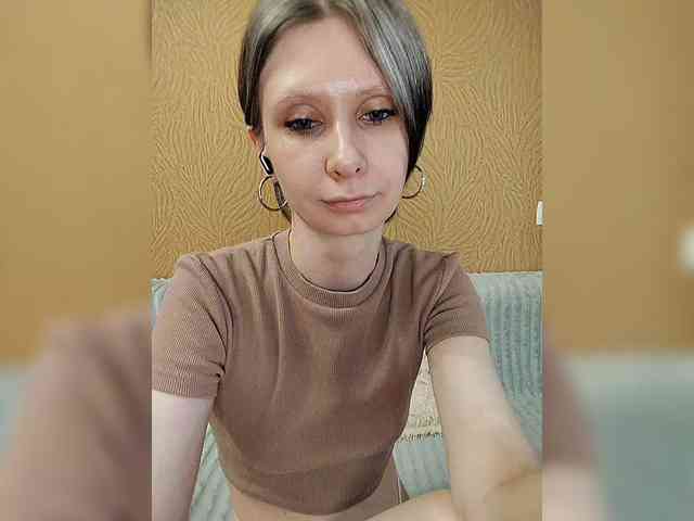 -Christina- webcam