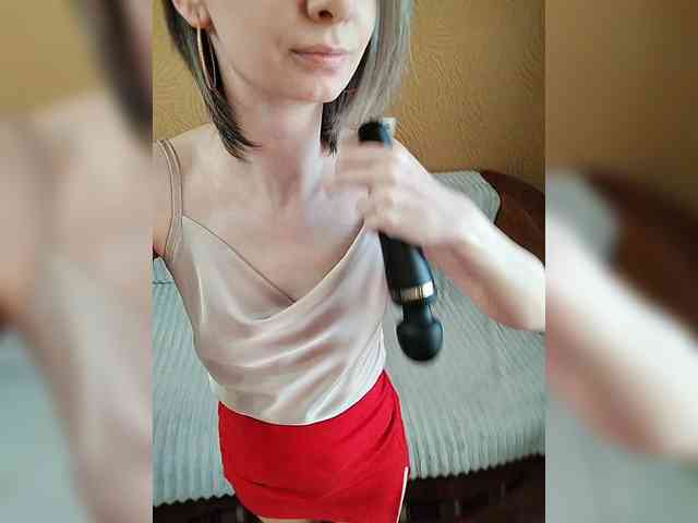 -Christina- webcam