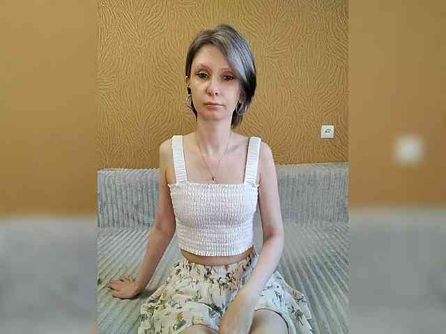 -Christina- webcam