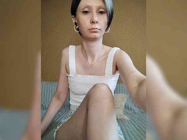 -Christina- webcam