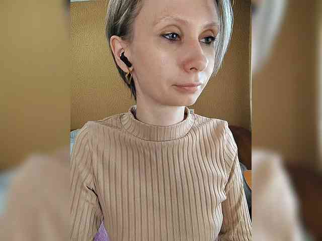 -Christina- webcam