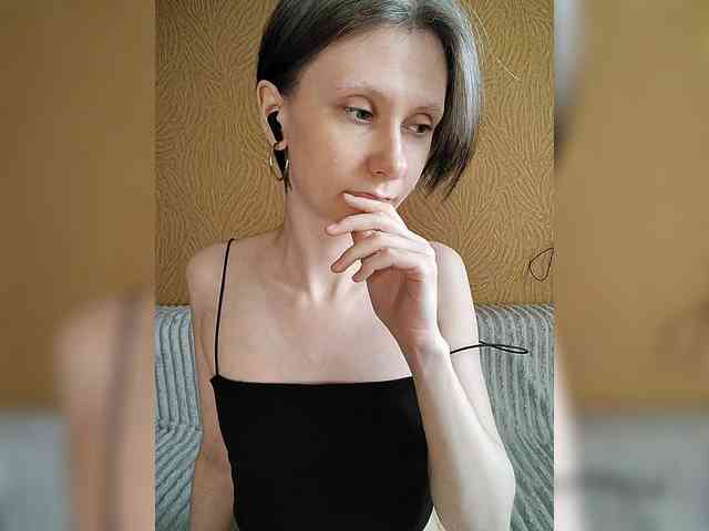 -Christina- webcam