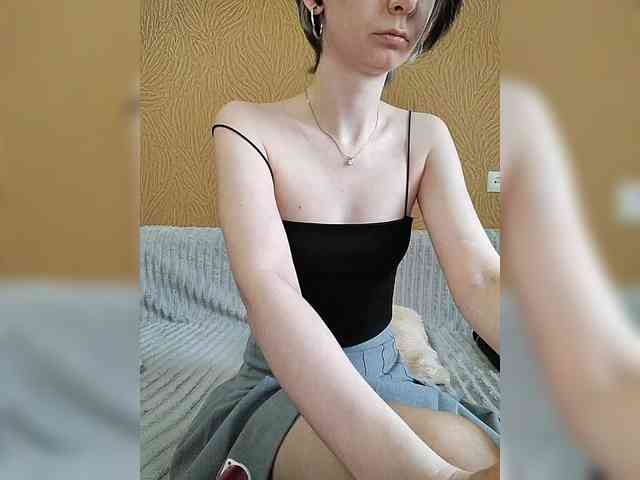 -Christina- webcam