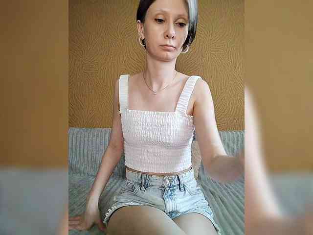 -Christina- webcam