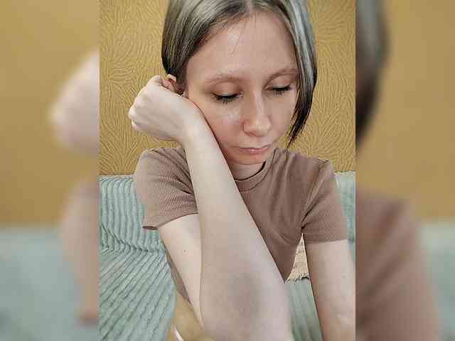 -Christina- webcam