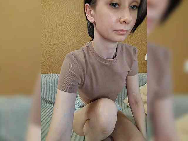 -Christina- webcam
