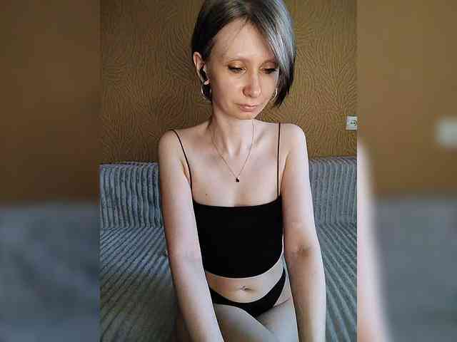 -Christina- webcam