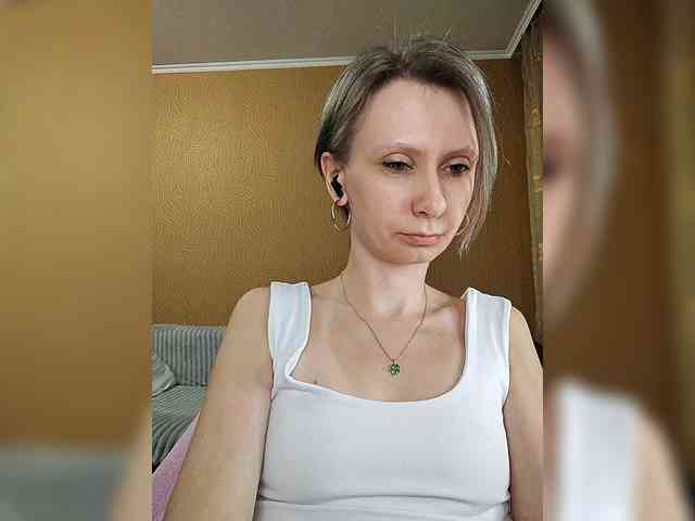 -Christina- webcam