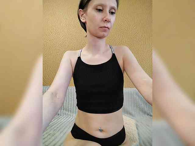 -Christina- webcam