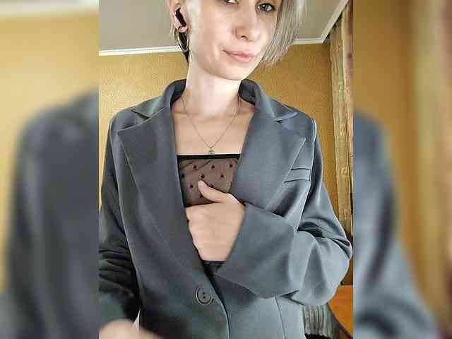 -Christina- webcam