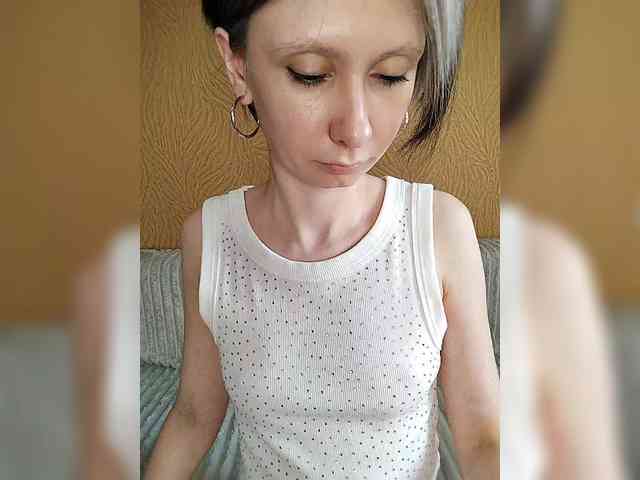 -Christina- webcam