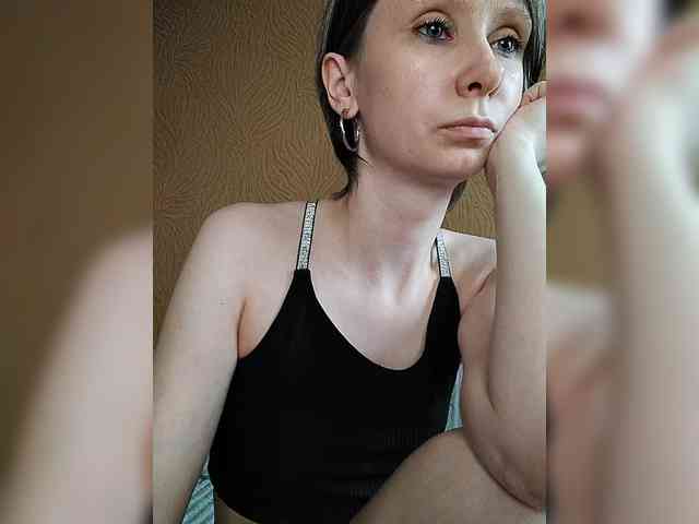 -Christina- webcam